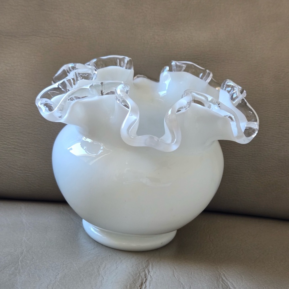 Fenton Vintage Silver Crest Milk Glass Ruffled Ball Vase | White Opalescent